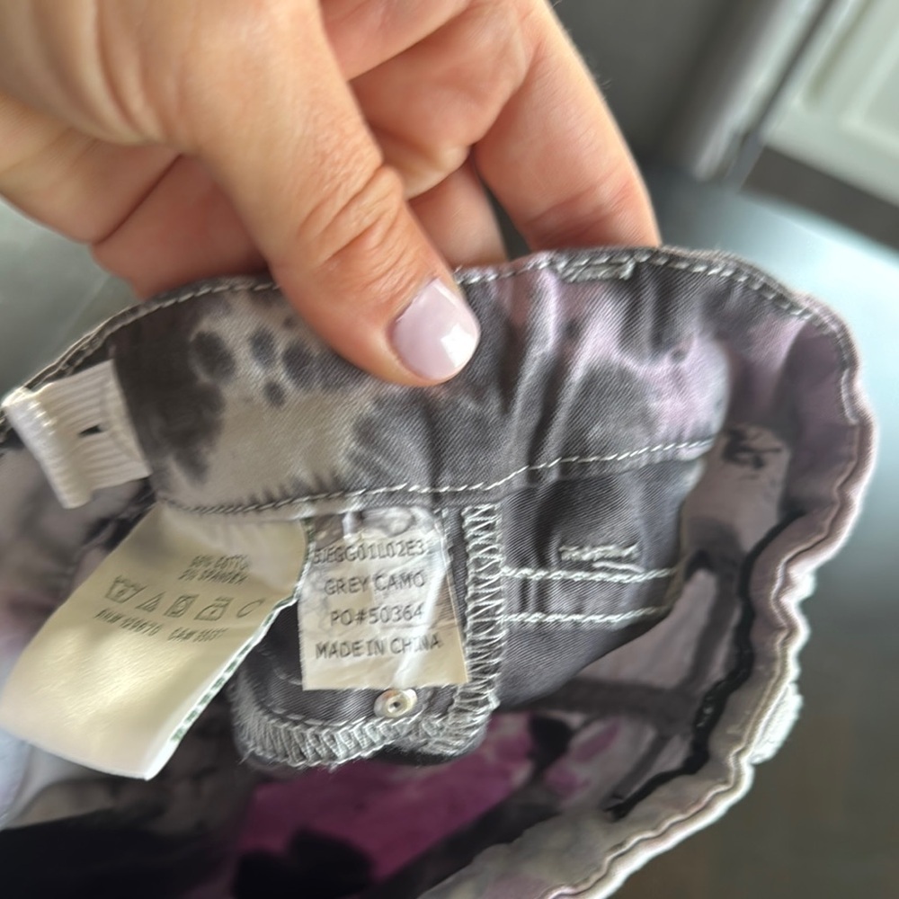 Joe's Jeans Kids Tie-Dye Jeans - Gray and Pink - Picture 5 of 5